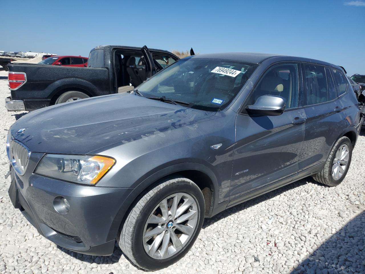 VIN 5UXWX9C50E0D28027 2014 BMW X3 no.1