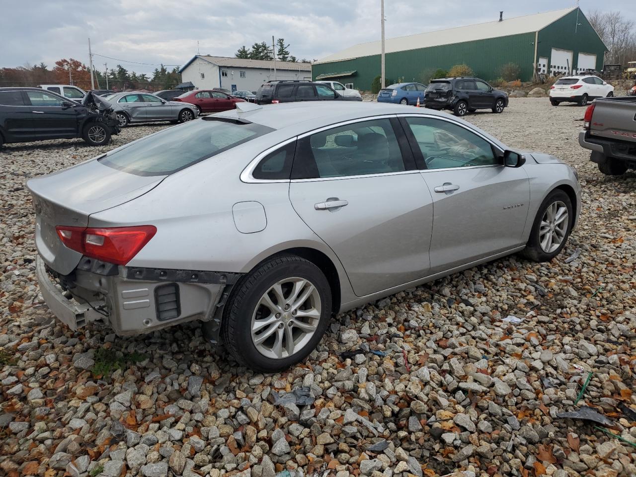 2016 Chevrolet Malibu - Image 3