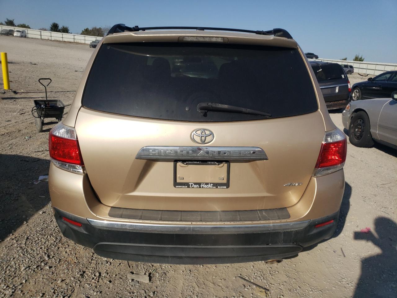 5TDBK3EH3BS041693 2011 Toyota Highlander Base