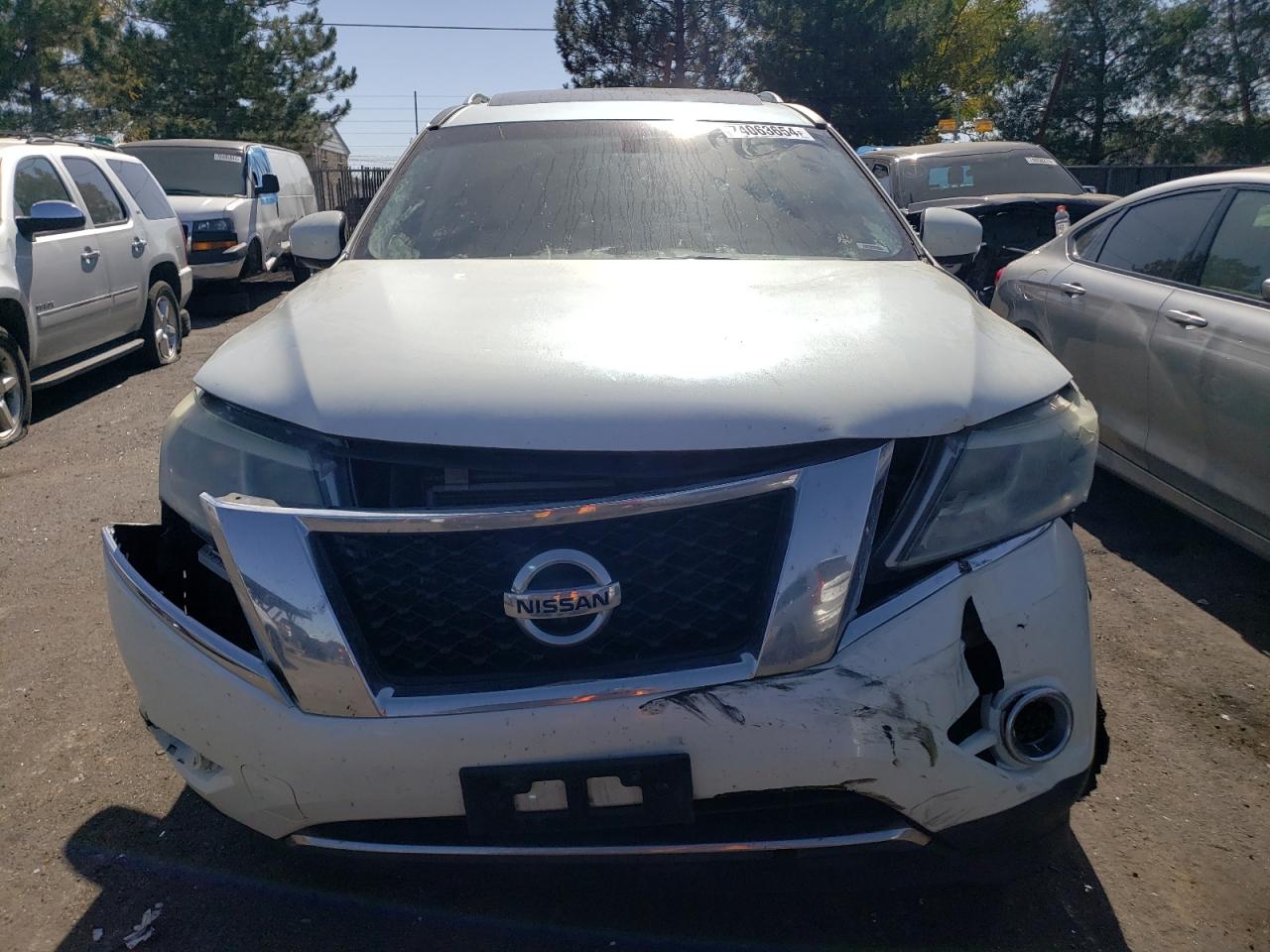 2015 Nissan Pathfinder - Image 5