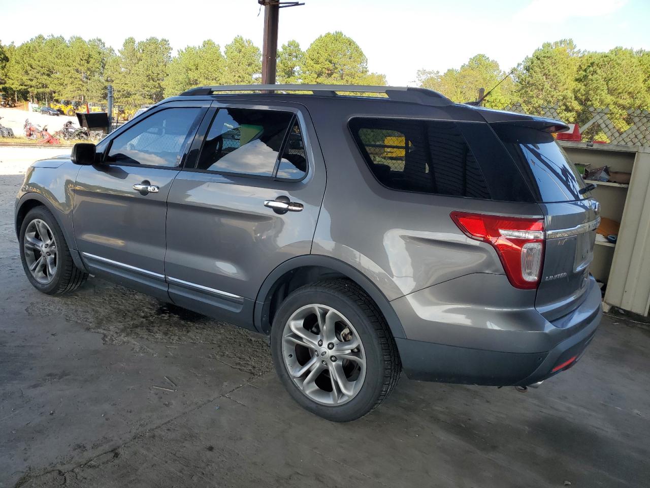 2013 Ford Explorer - Image 2