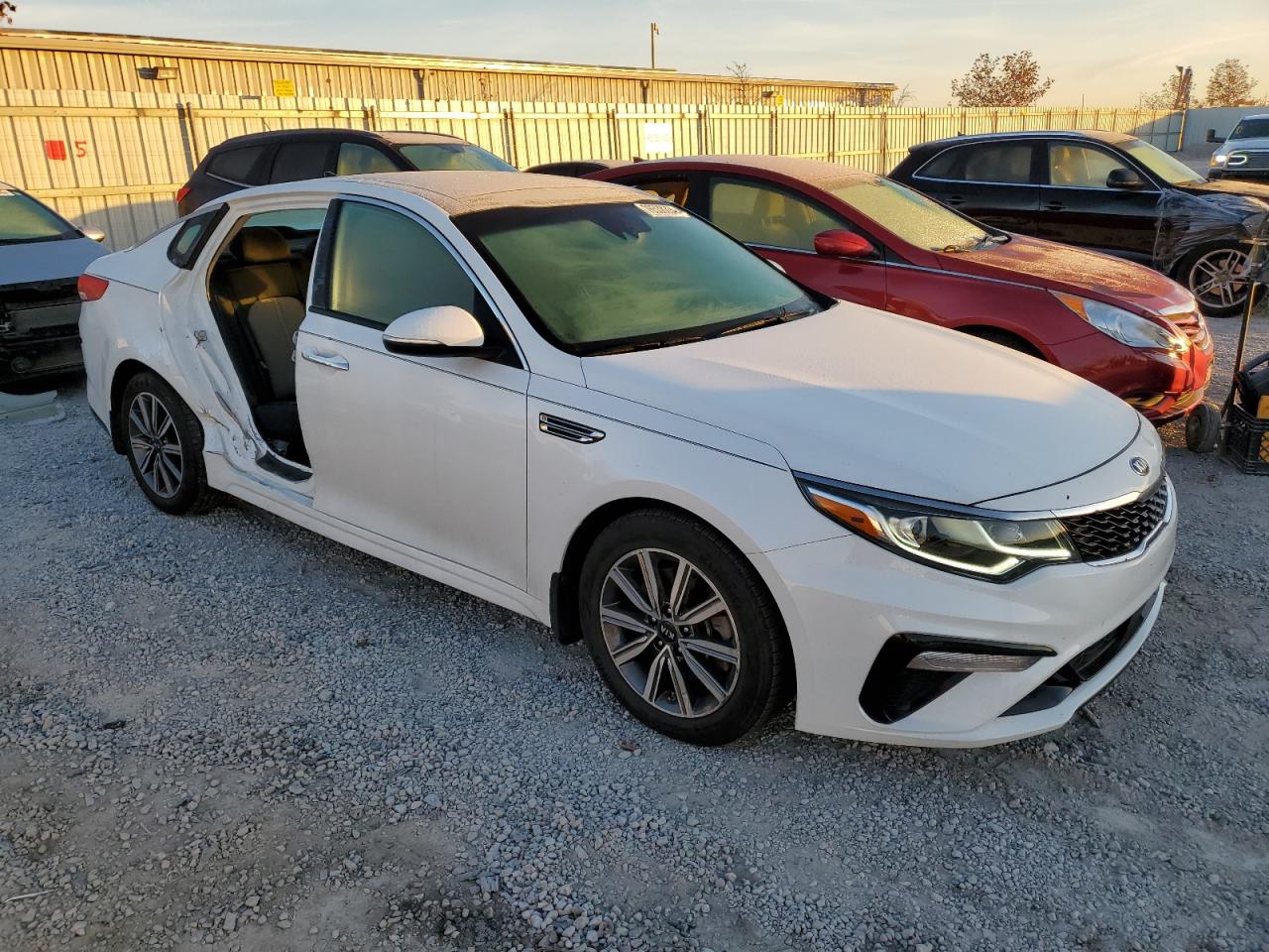 2019 Kia Optima - Image 4