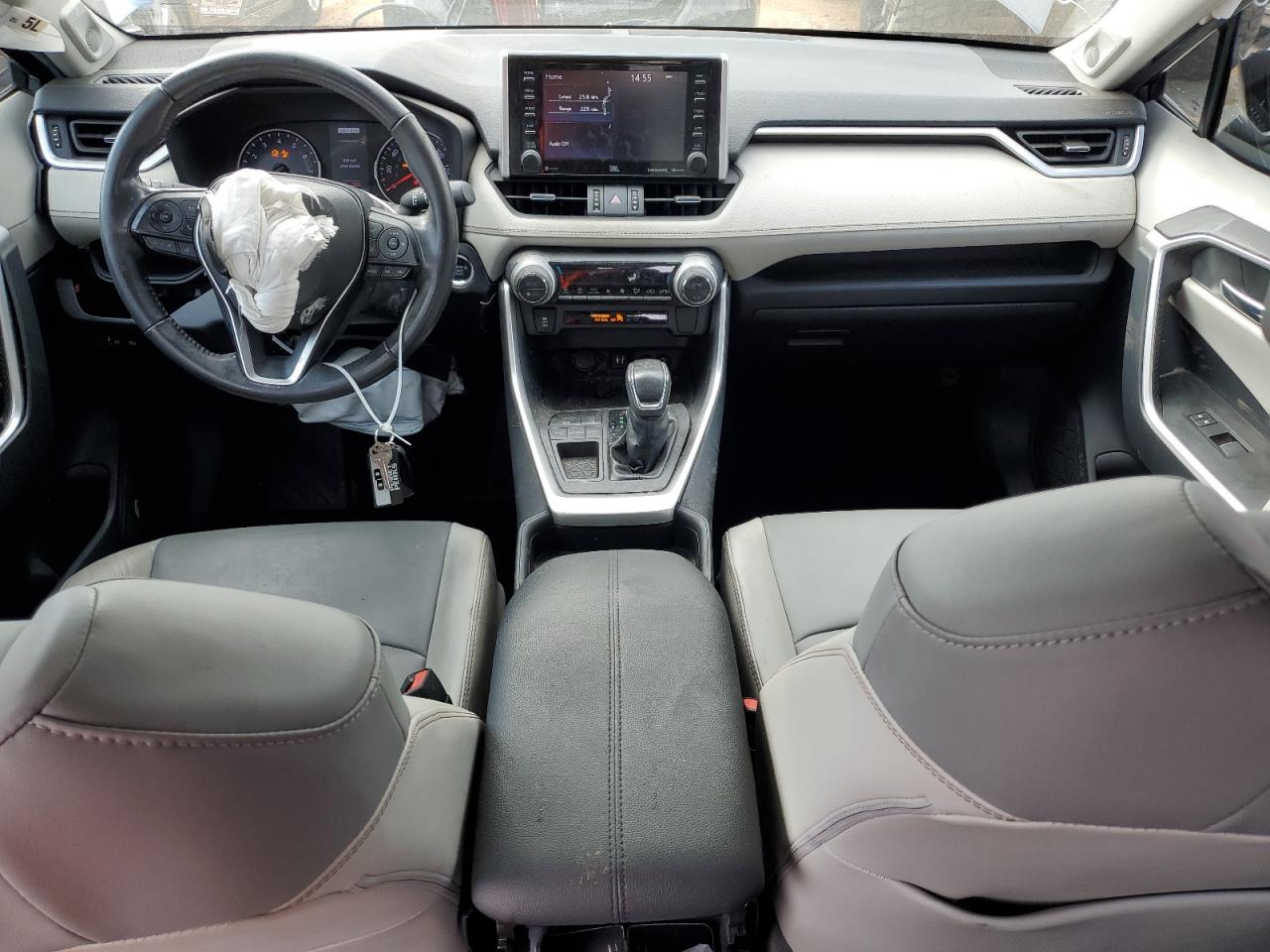 2019 Toyota RAV 4 - Image 8
