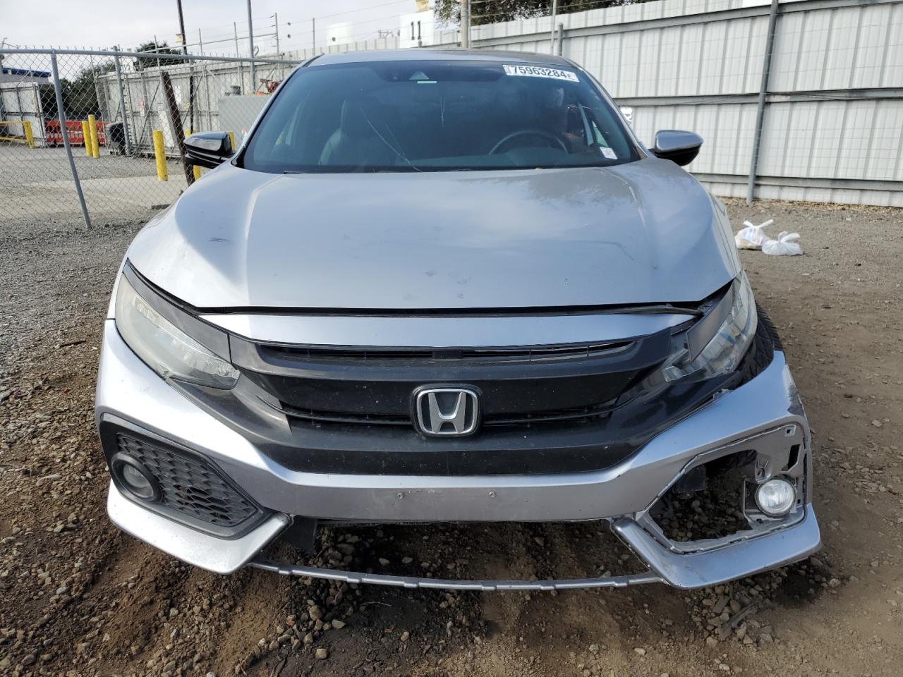 2018 Honda Civic Sport Touring VIN: SHHFK7H91JU415846 Lot: 75963284