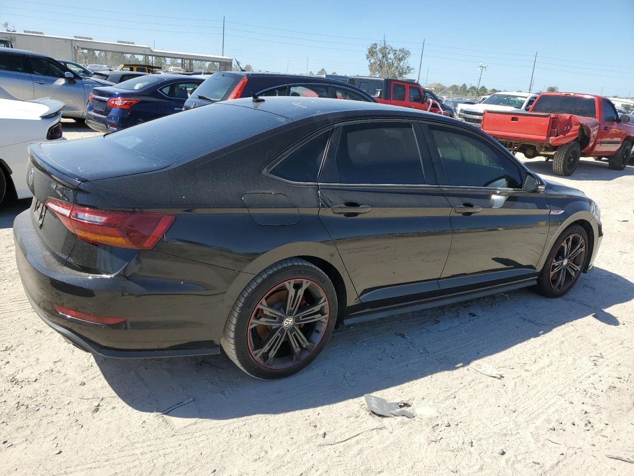 2019 Volkswagen Jetta - Image 3