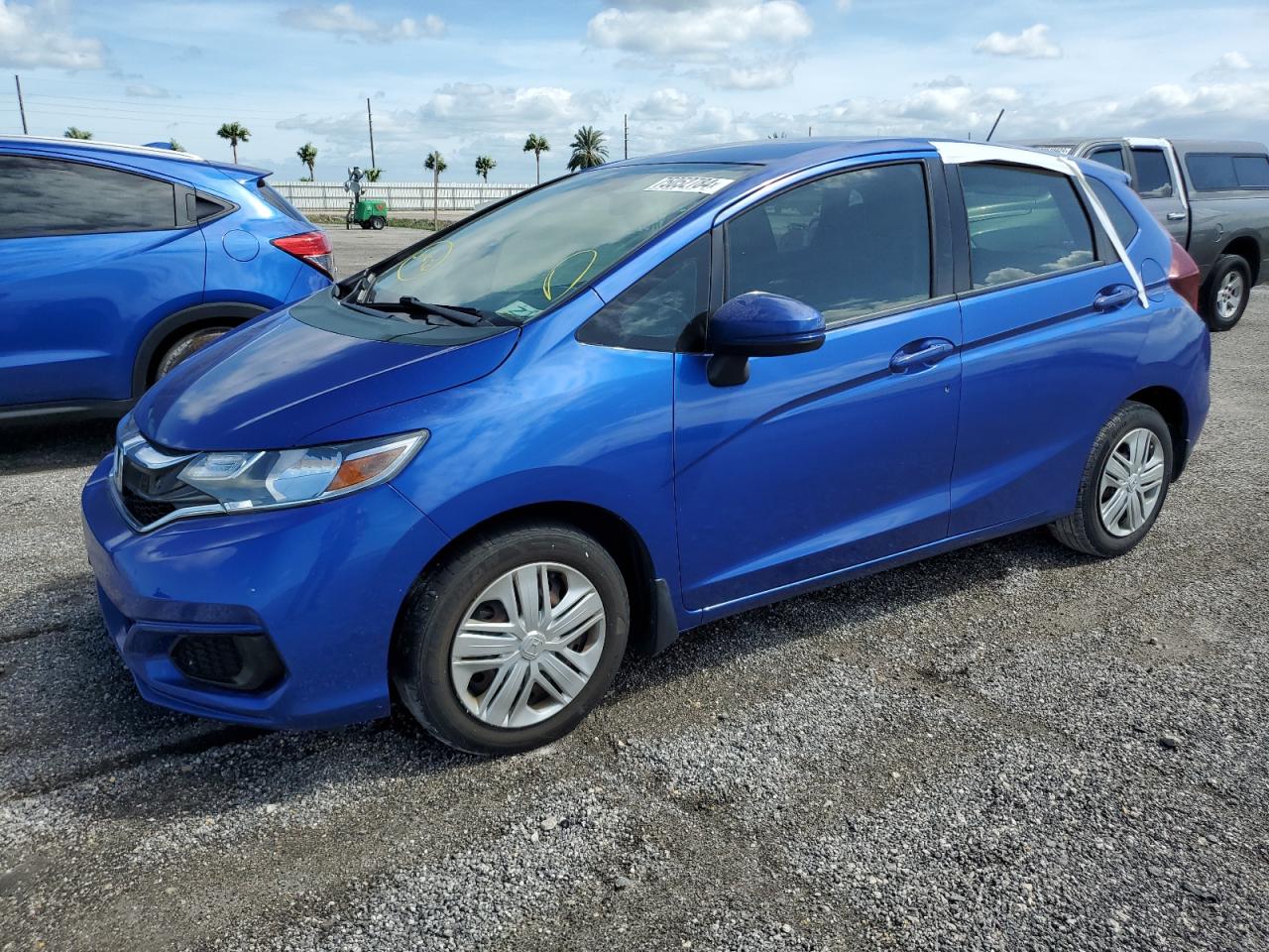 3HGGK5H45JM732377 2018 Honda Fit Lx