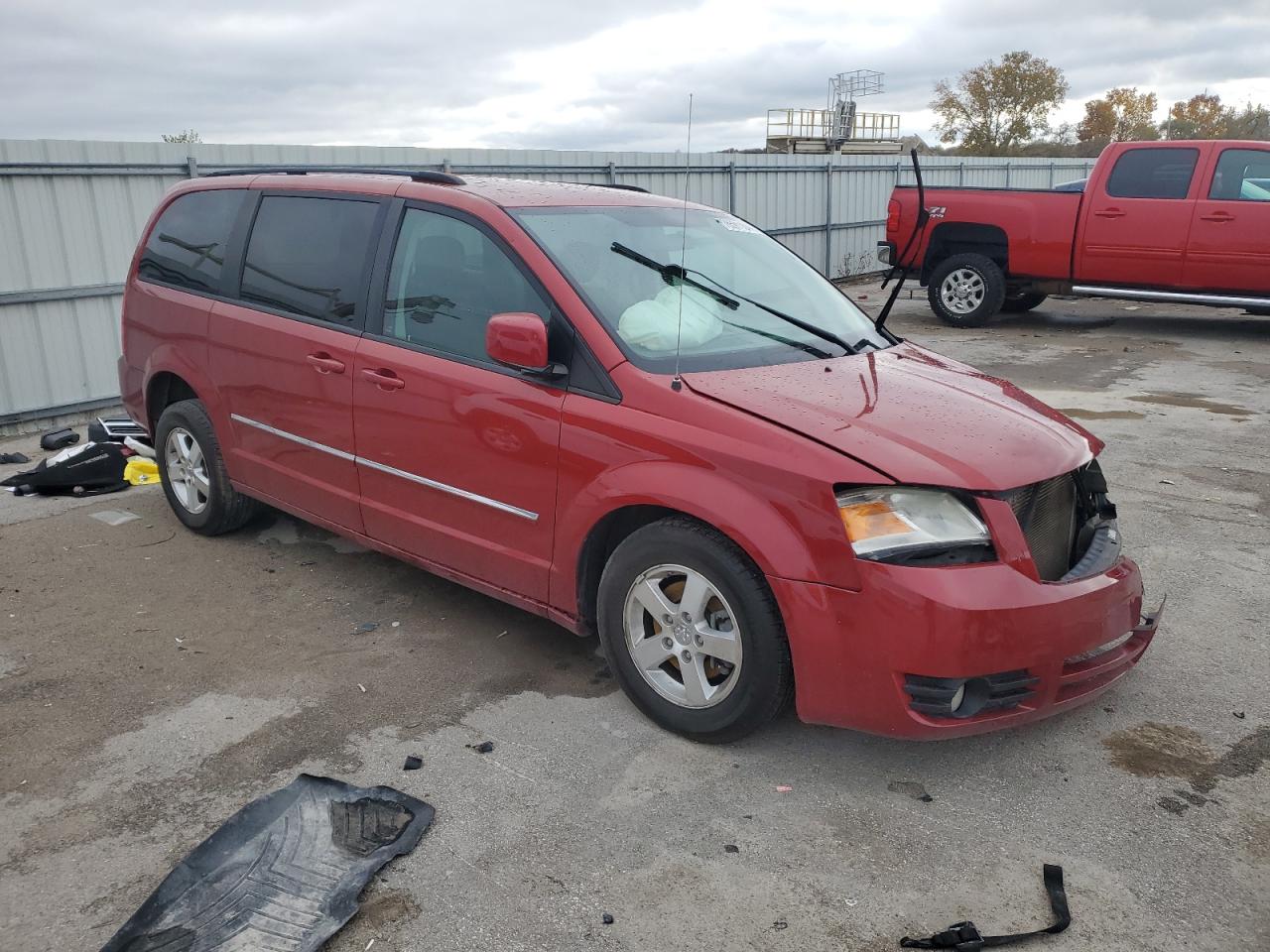 2009 Dodge Caravan - Image 4