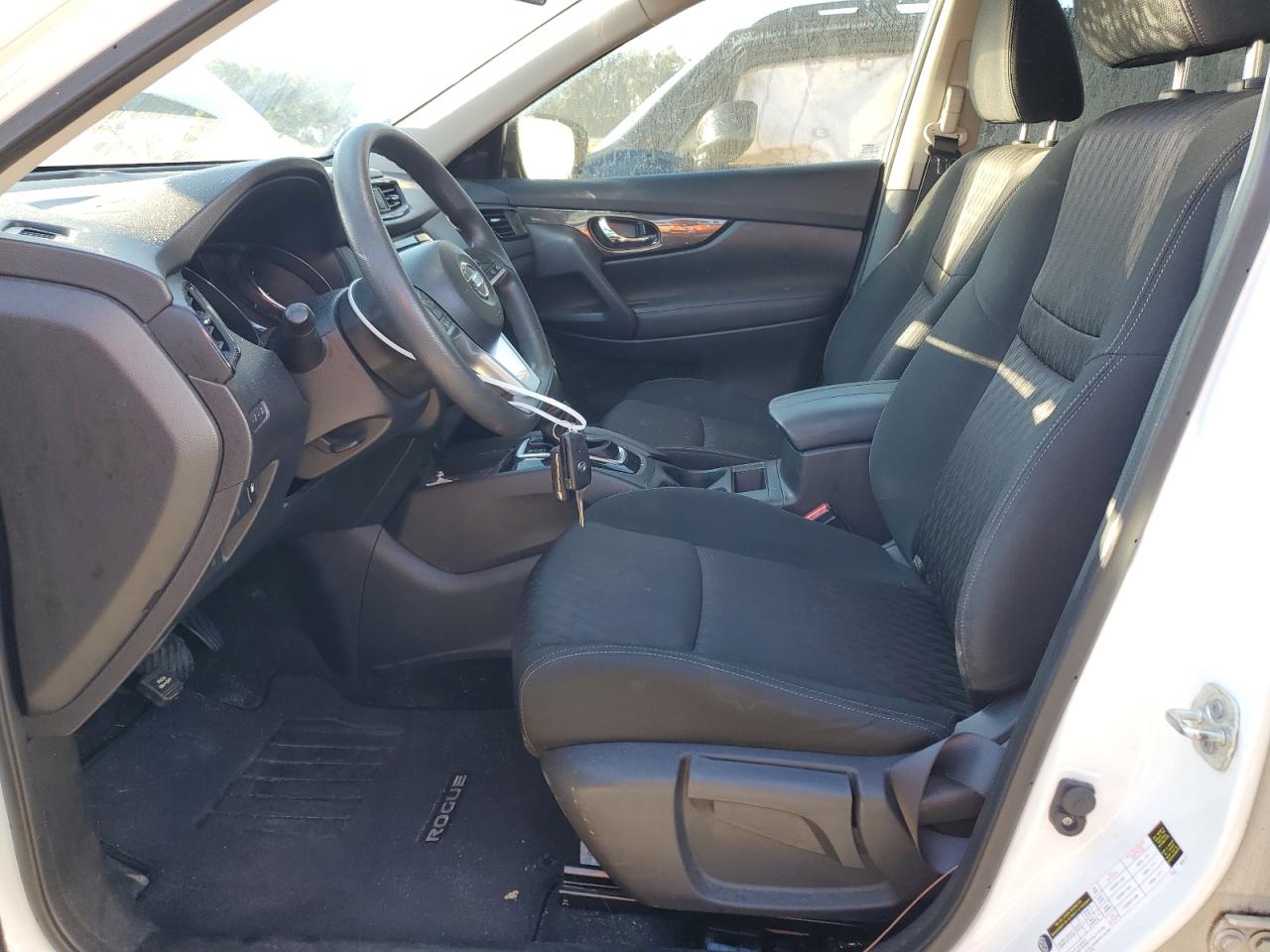 KNMAT2MT2JP565371 NISSAN ROGUE 2018