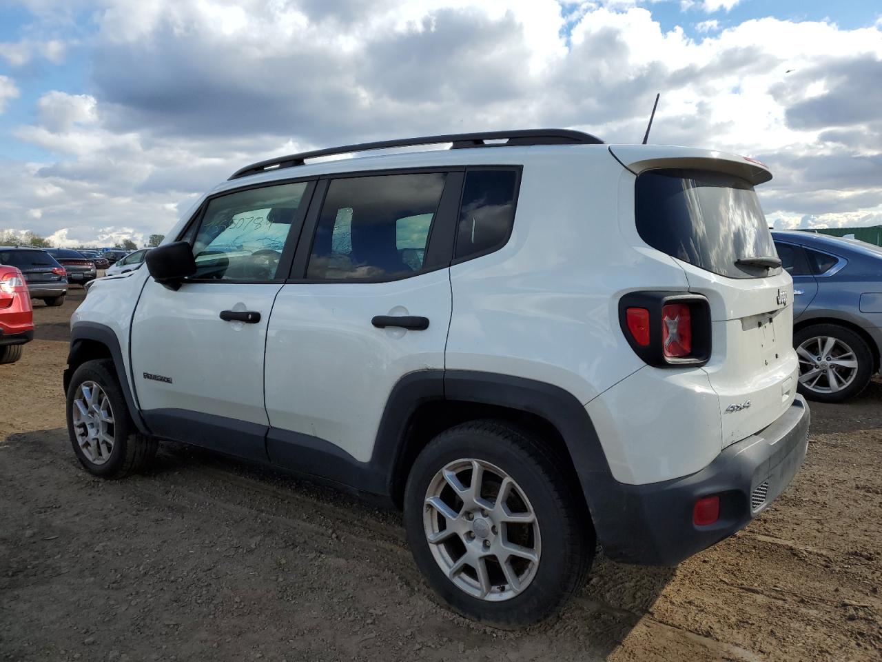 VIN ZACNJDAB0MPN13191 2021 JEEP RENEGADE no.2