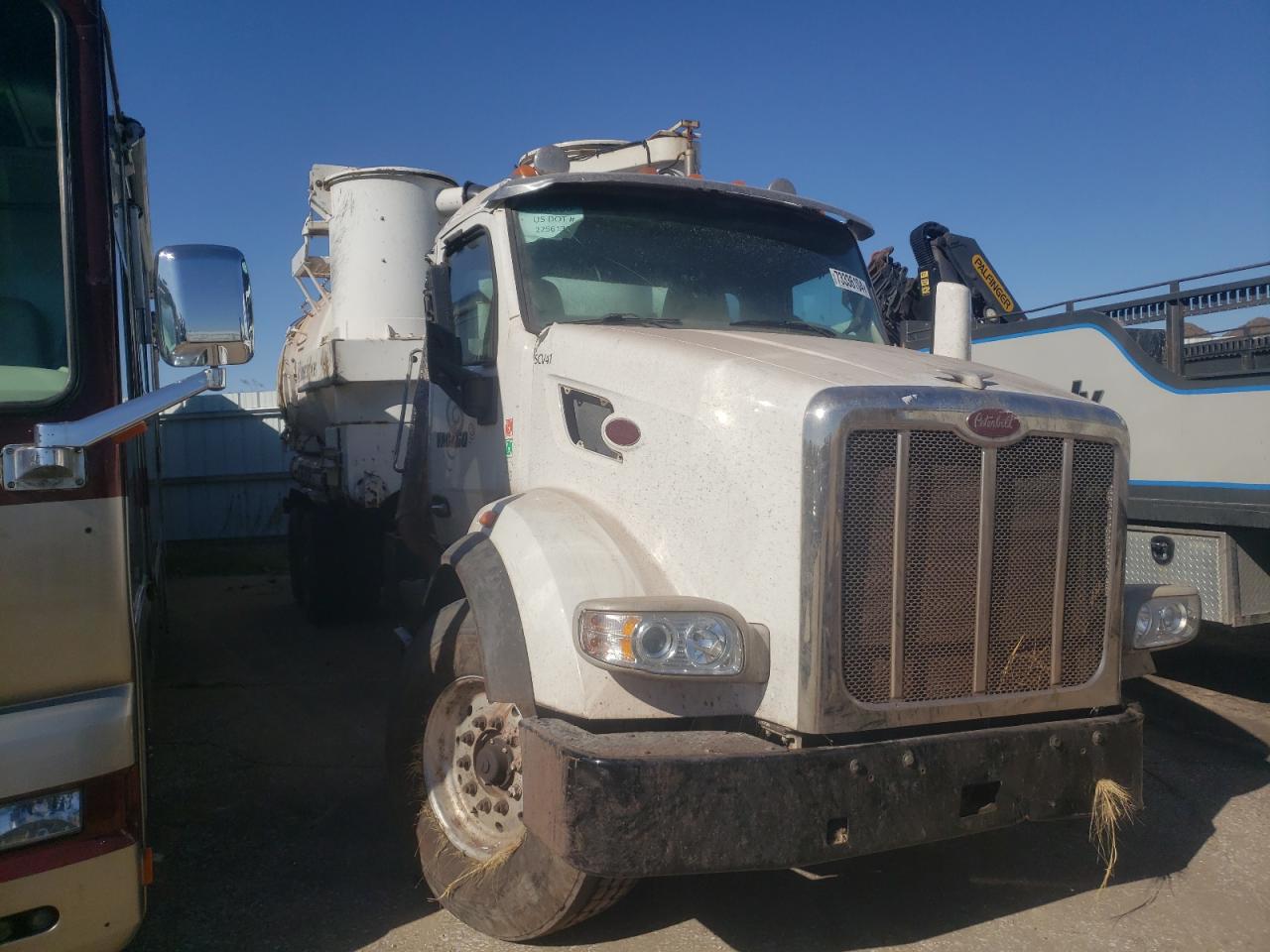2019 Peterbilt 567  en Venta en Eldridge, IA - Rollover