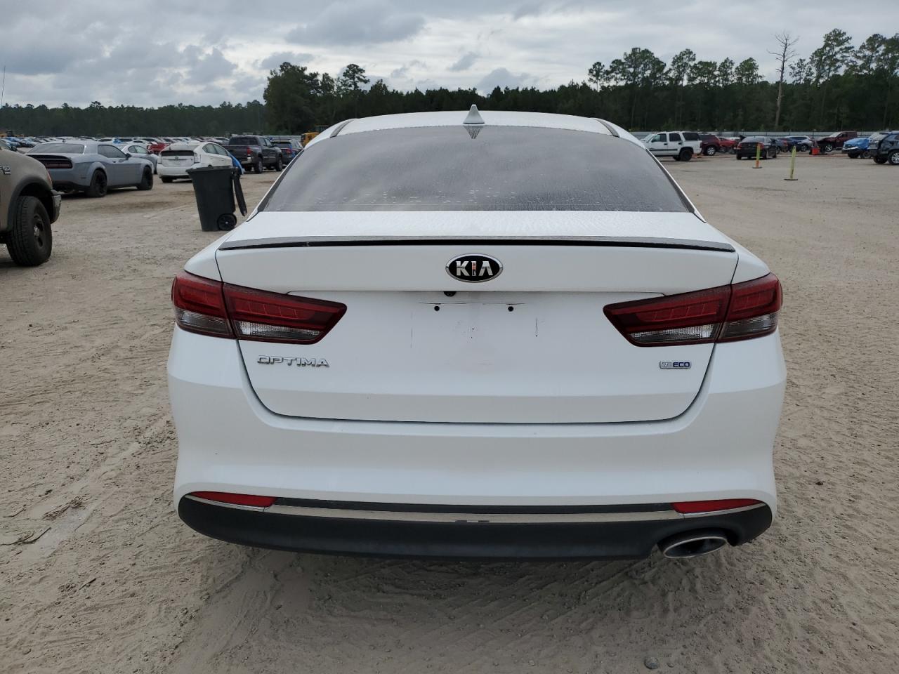 5XXGT4L17HG171873 2017 Kia Optima Lx