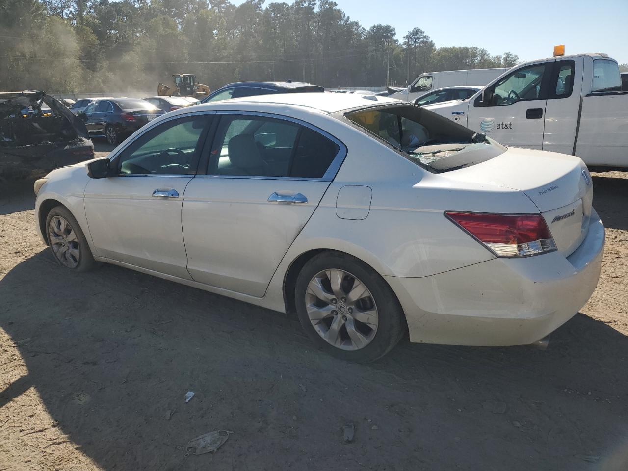 2010 Honda Accord - Image 2