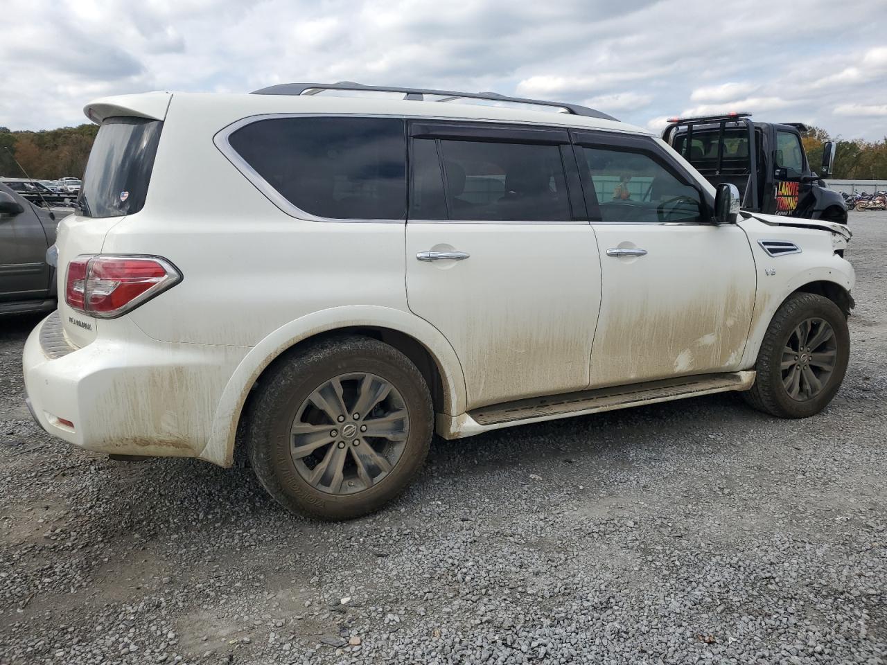 2020 Nissan Armada - Image 3