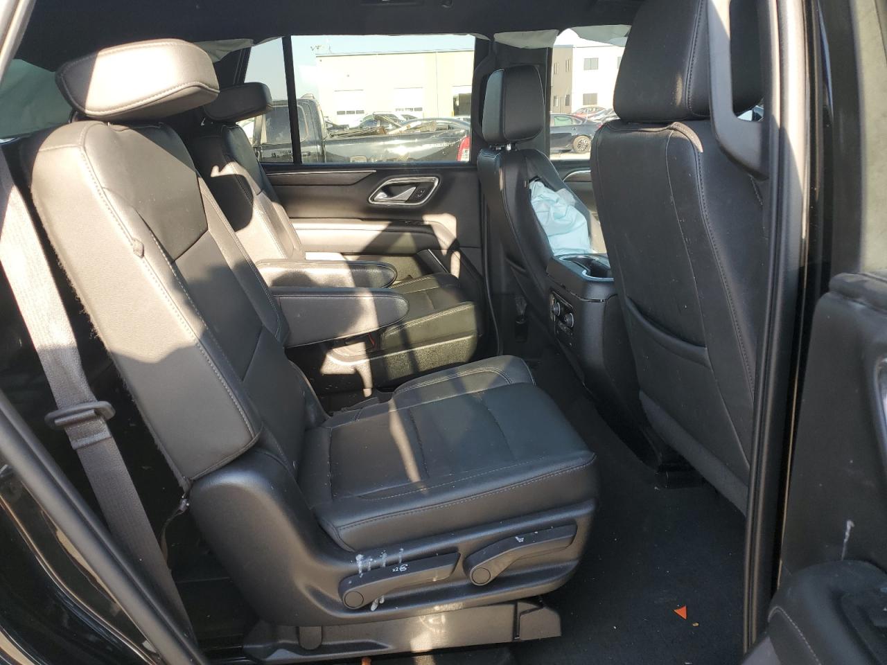 2022 Chevrolet Tahoe - Image 11