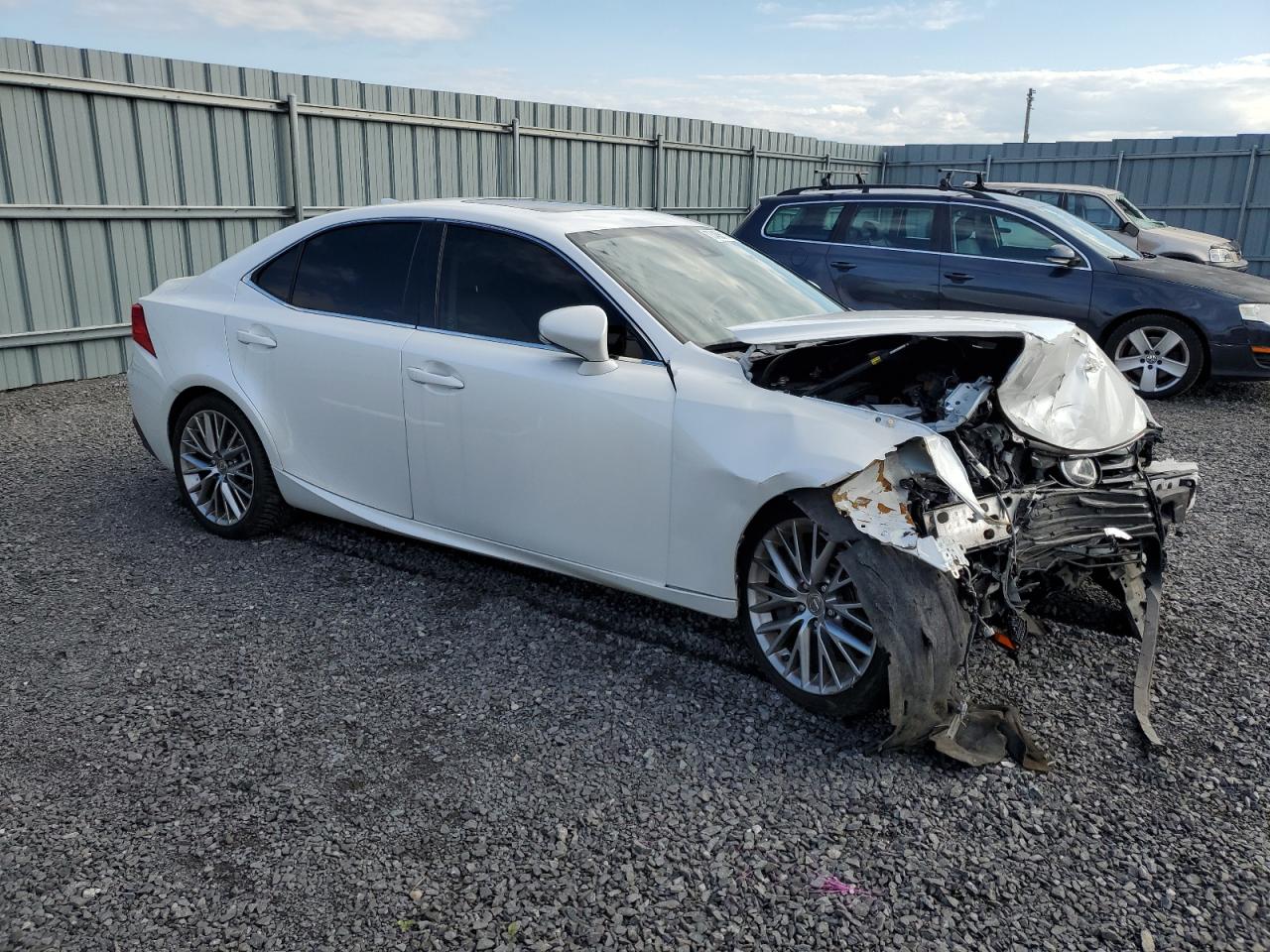2017 Lexus IS - Image 4