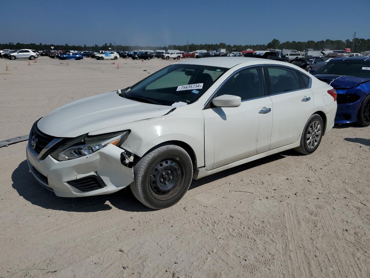 2017 Nissan Altima - Image 1