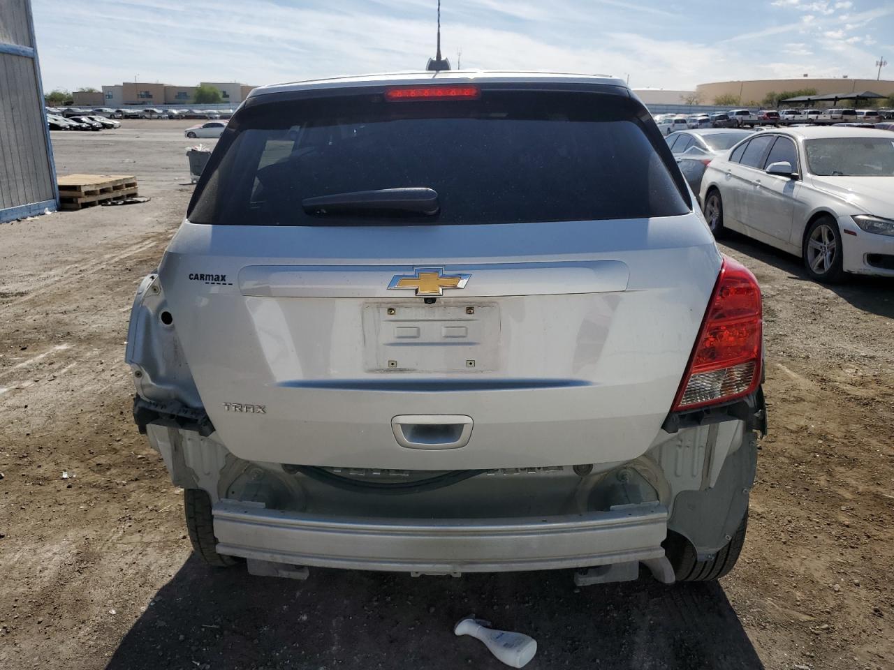 3GNCJKSB5KL390157 2019 Chevrolet Trax Ls