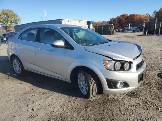  CHEVROLET SONIC 2016 Srebrny