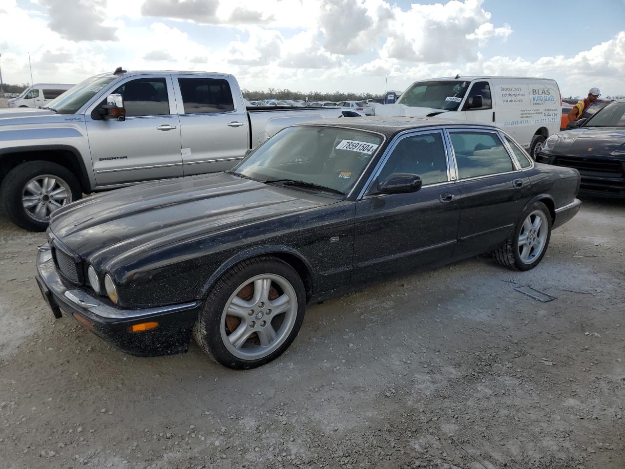 1999 Jaguar Xjr for Sale in Arcadia, FL - Water/Flood