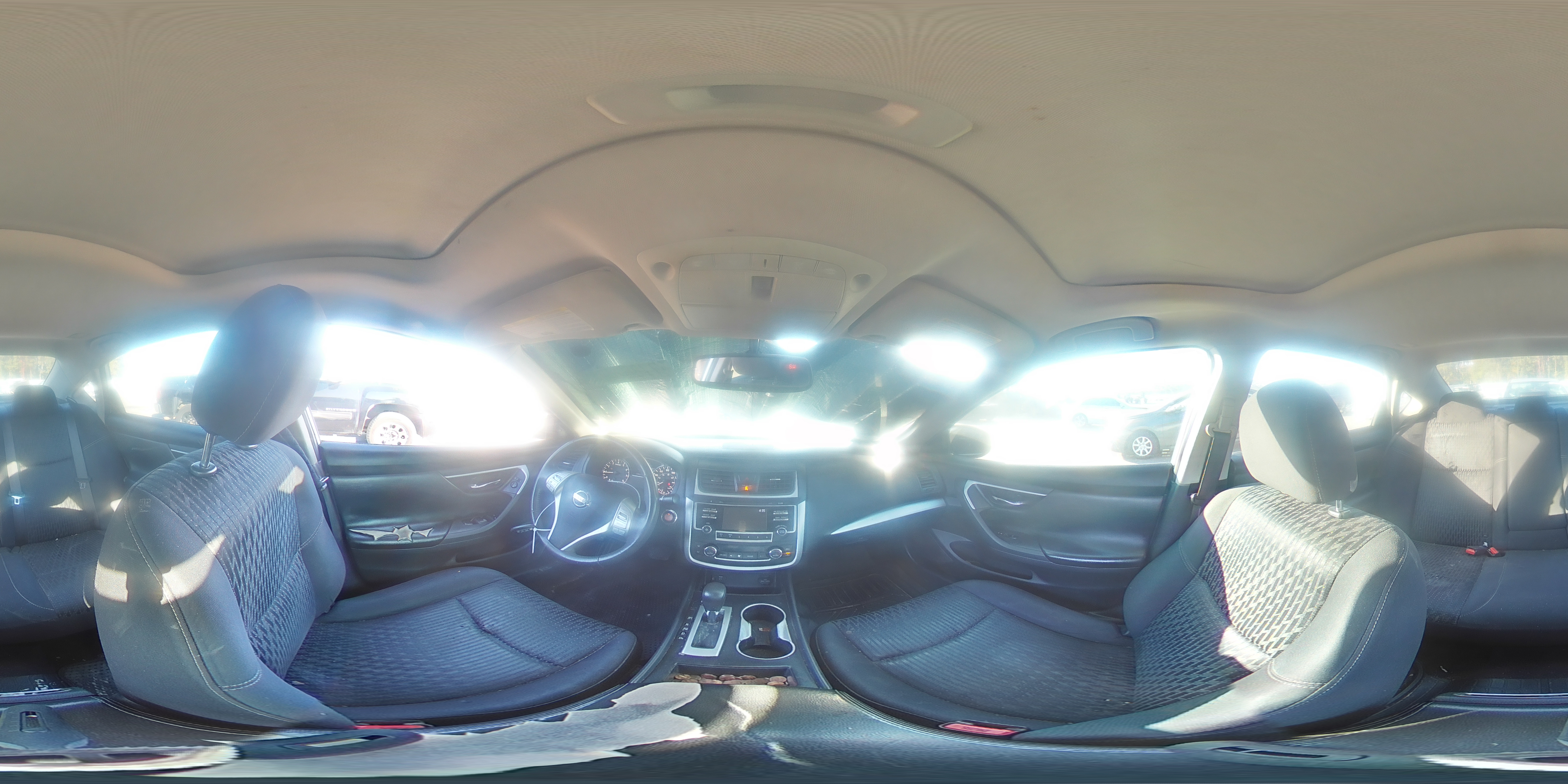 2016 Nissan Altima - Image 12