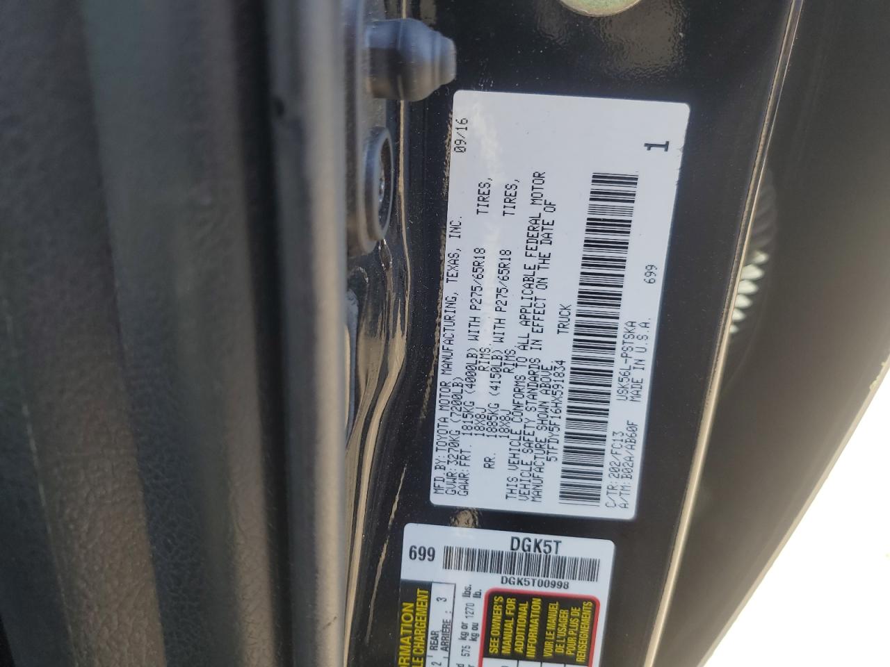 VIN 5TFDY5F16HX591834 2017 TOYOTA TUNDRA no.12