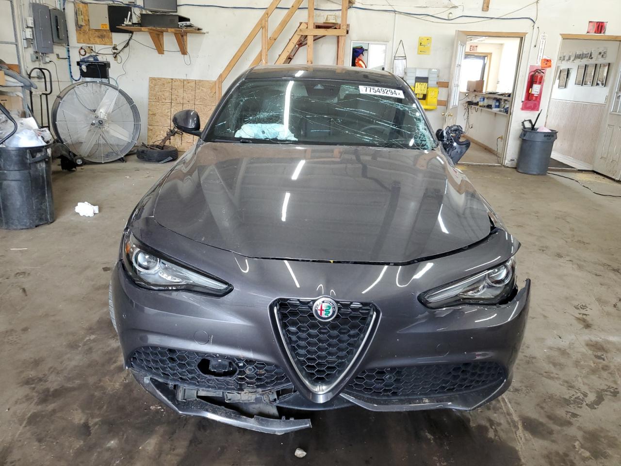 2022 Alfa Romeo Giulia - Image 5