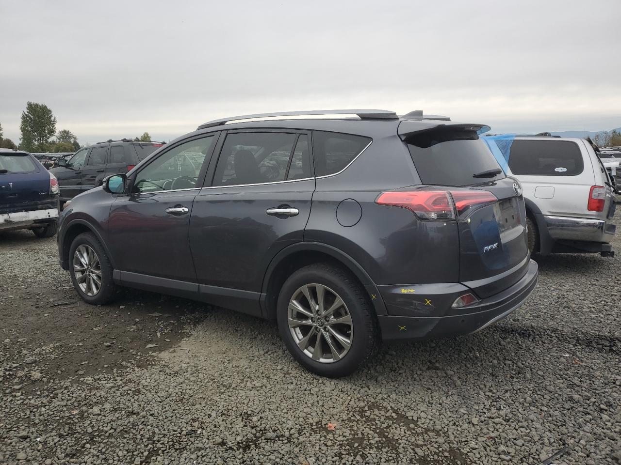 2017 Toyota RAV 4 - Image 2