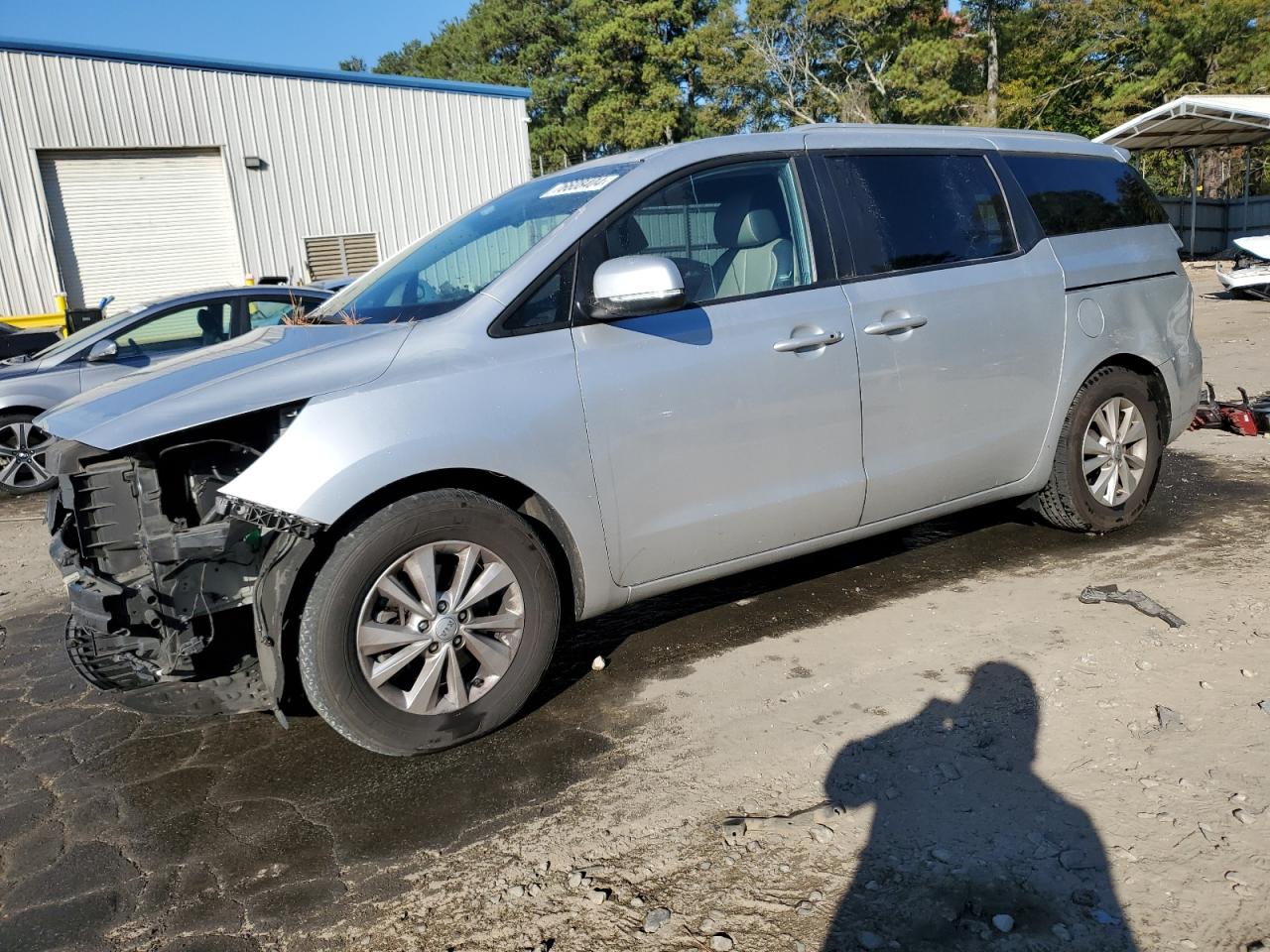 2017 Kia Sedona - Image 1