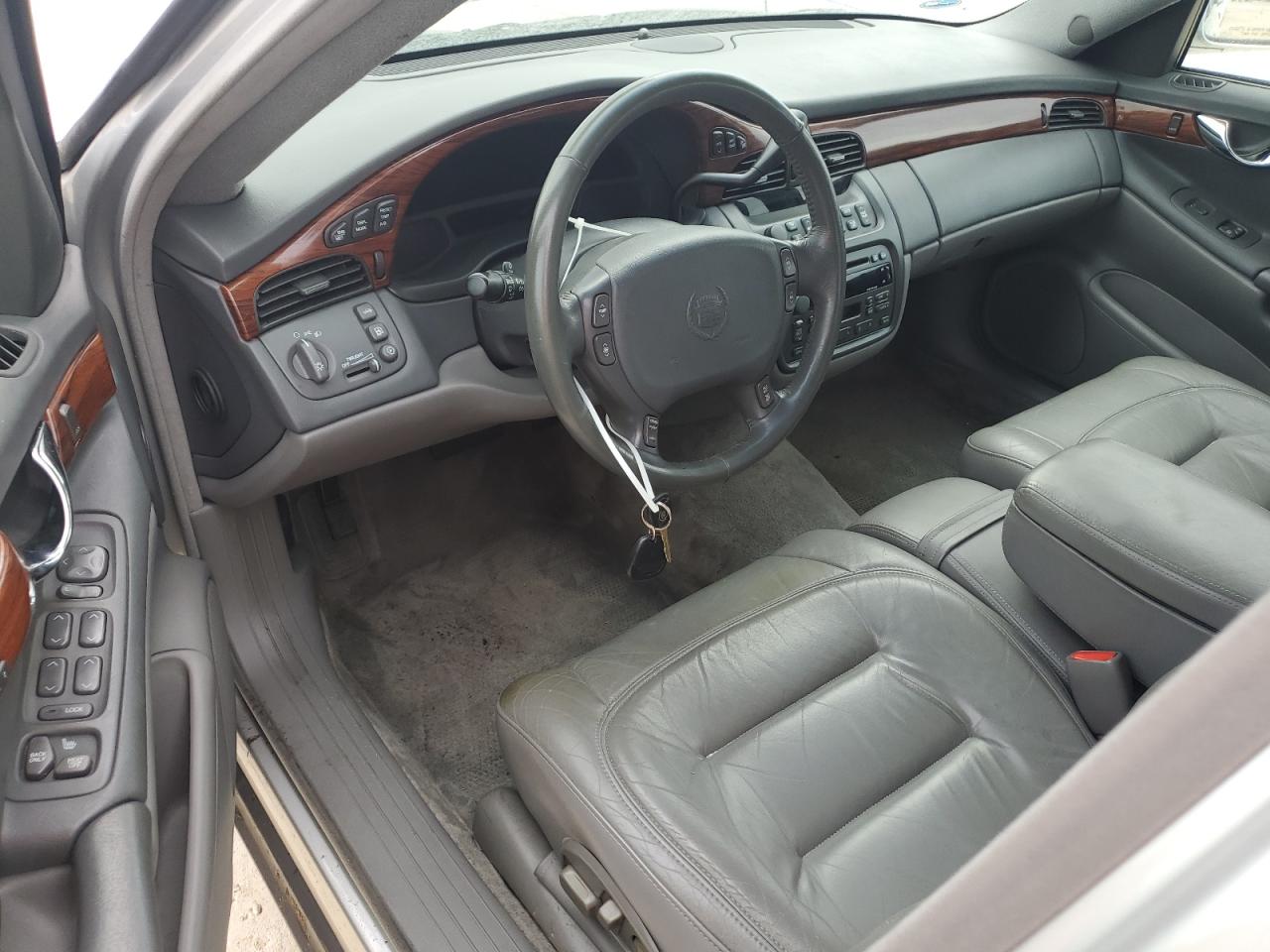 2001 Cadillac Deville VIN: 1G6KD54Y21U237659 Lot: 74319394