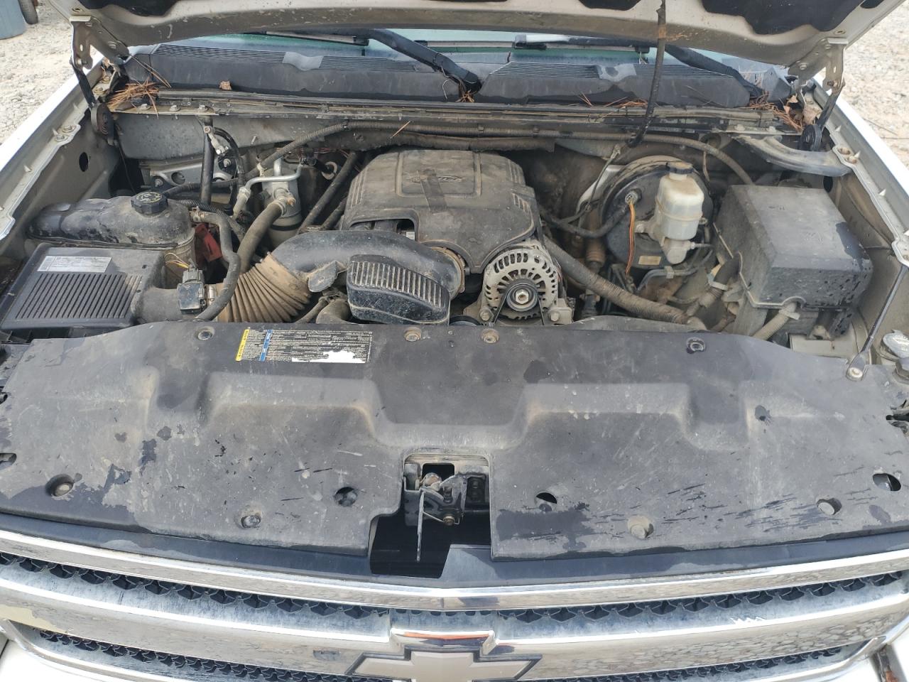 2010 Chevrolet Silverado - Image 11