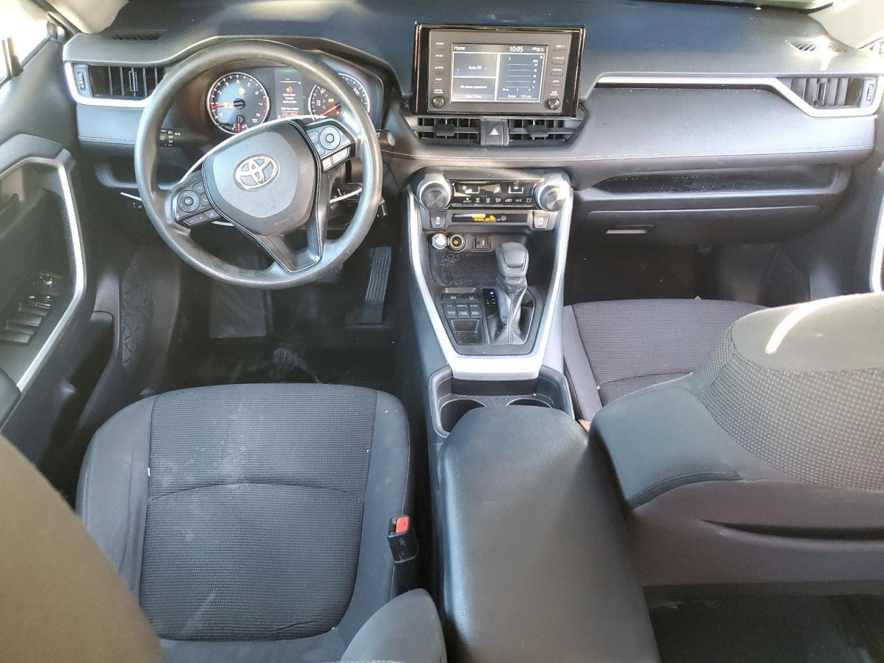 2019 Toyota RAV 4 - Image 8