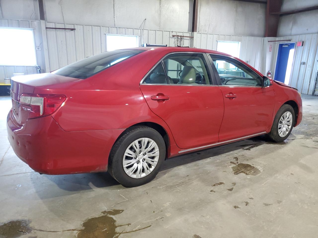 2014 Toyota Camry - Image 3