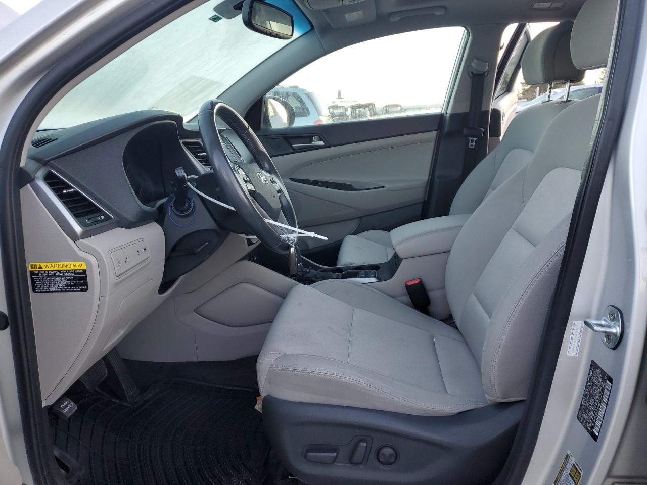 2017 Hyundai Tucson - Image 7