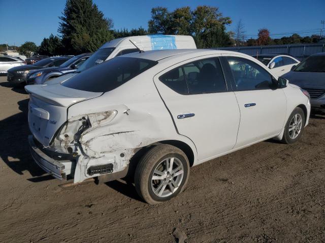  NISSAN VERSA 2016 Белы