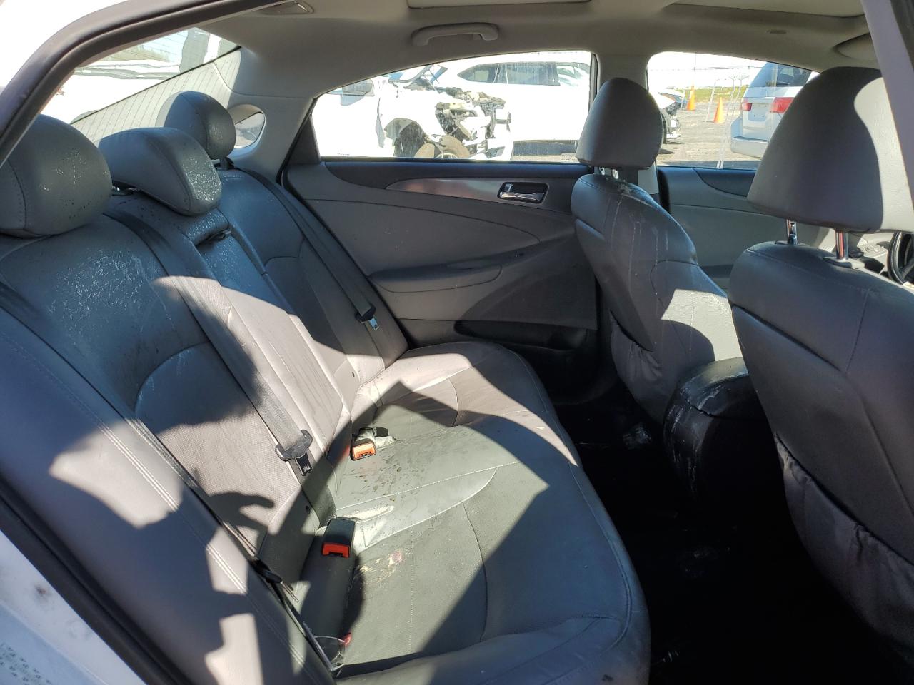 2015 Hyundai Sonata - Image 10