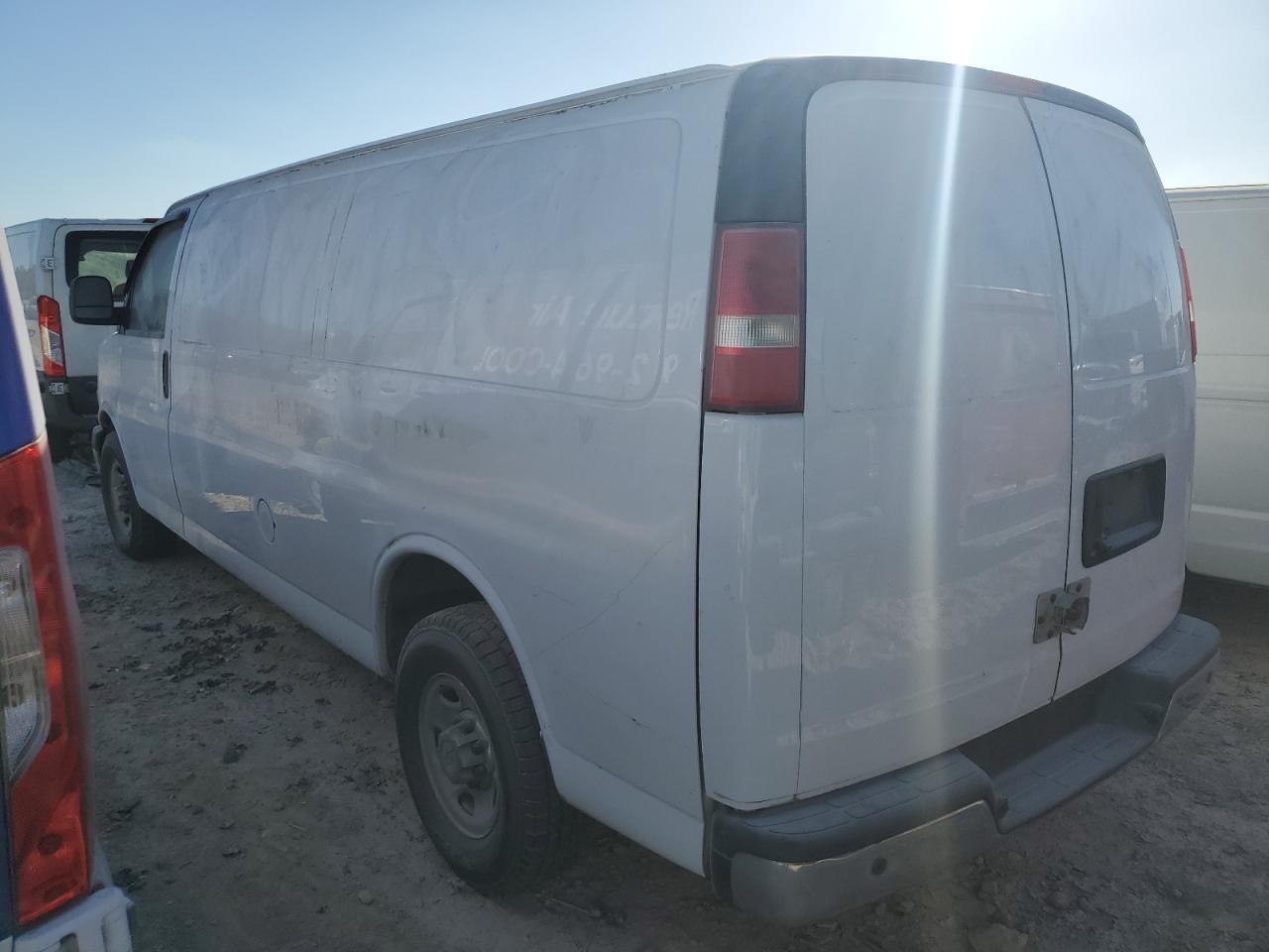 VIN 1GCZGUCL6D1171786 2013 CHEVROLET EXPRESS no.2