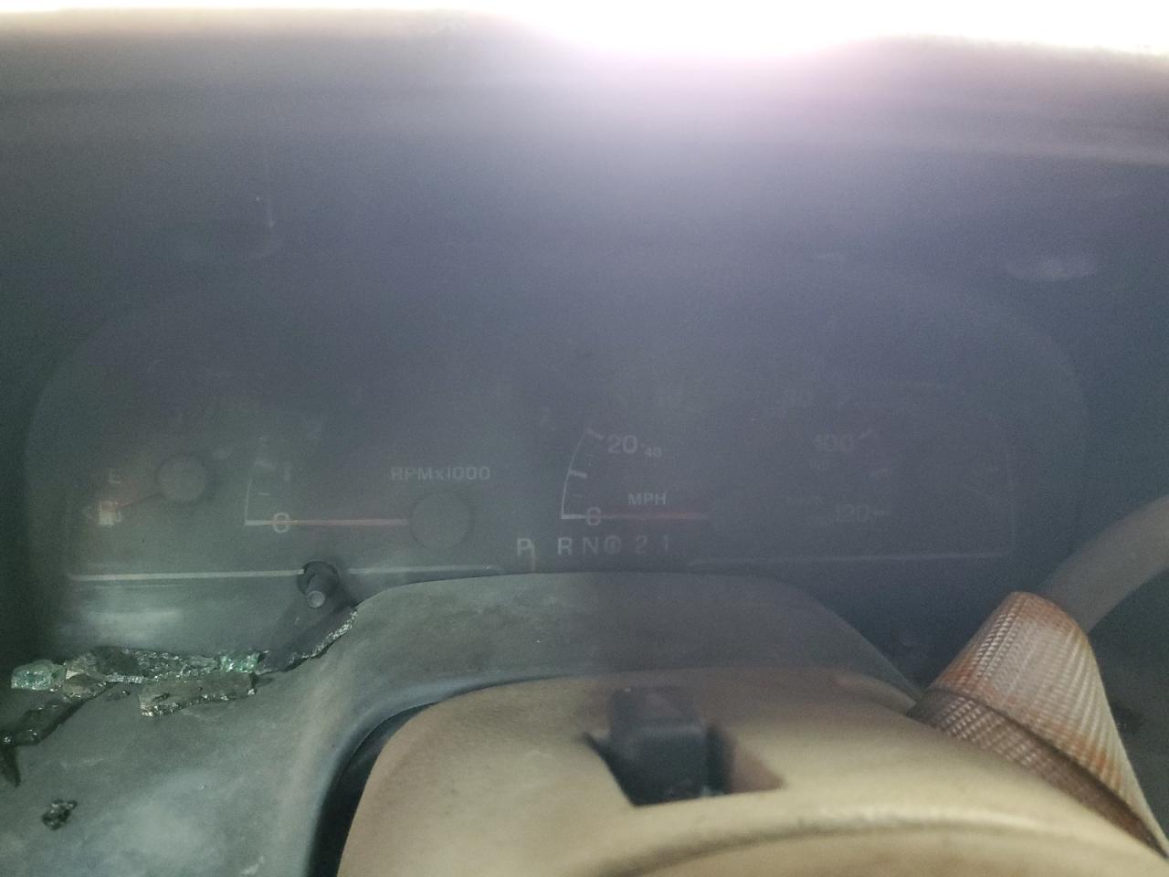 2003 Ford Windstar - Image 9
