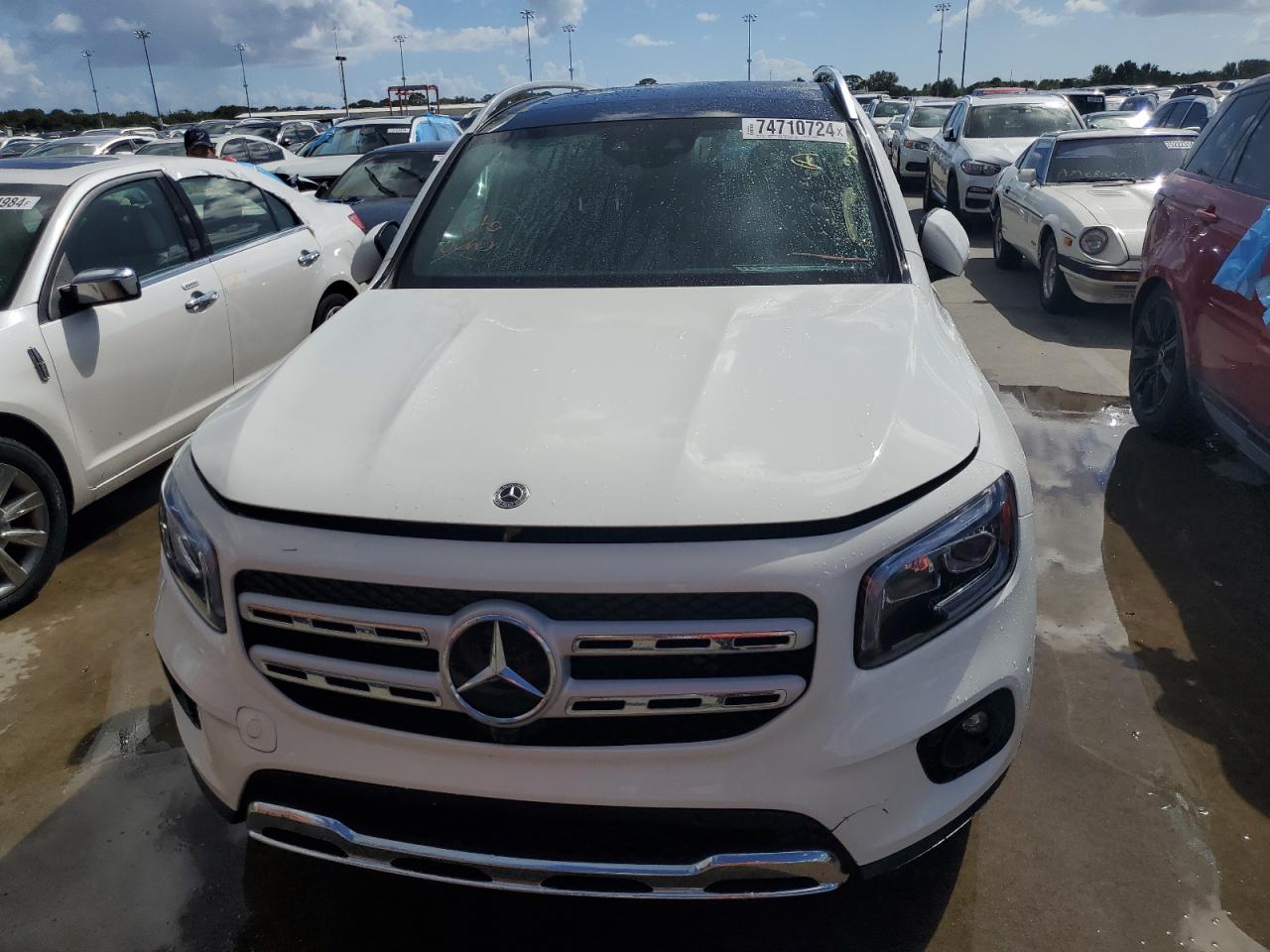 2023 Mercedes-Benz GLB - Image 5