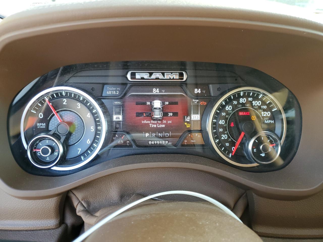 2021 RAM 1500 - Image 9