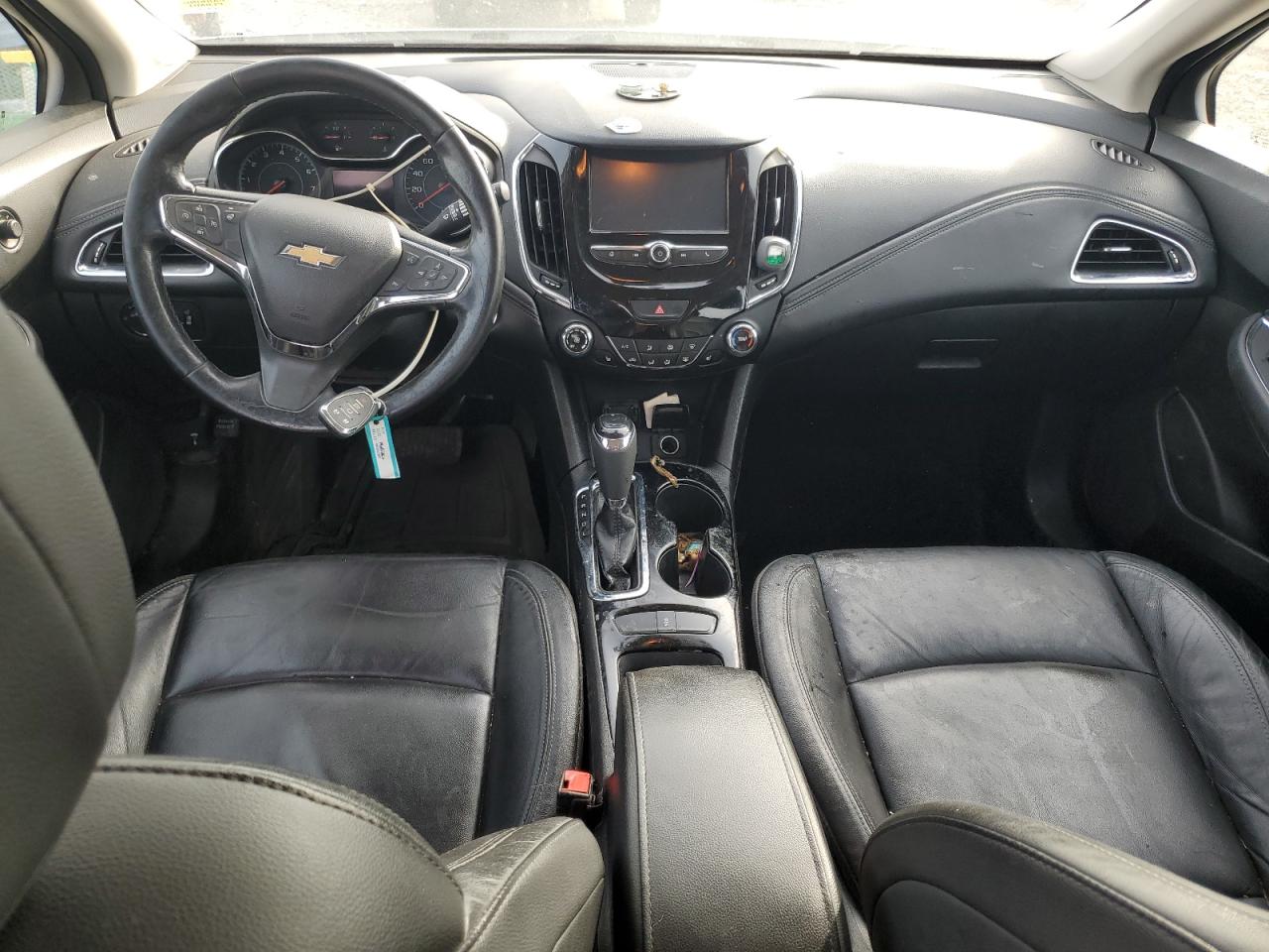 2018 Chevrolet Cruze - Image 8