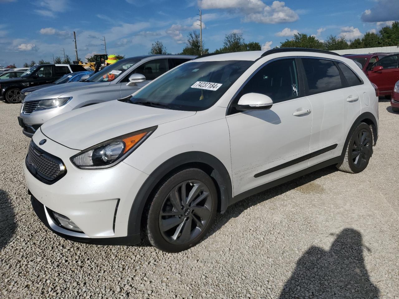 2017 Kia Niro Ex VIN: KNDCC3LCXH5055047 Lot: 74237184