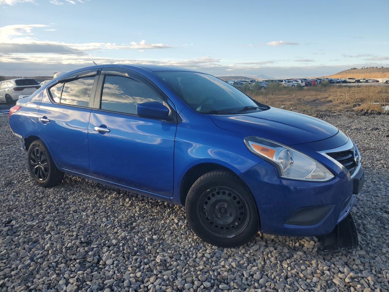 2015 Nissan Versa - Image 4