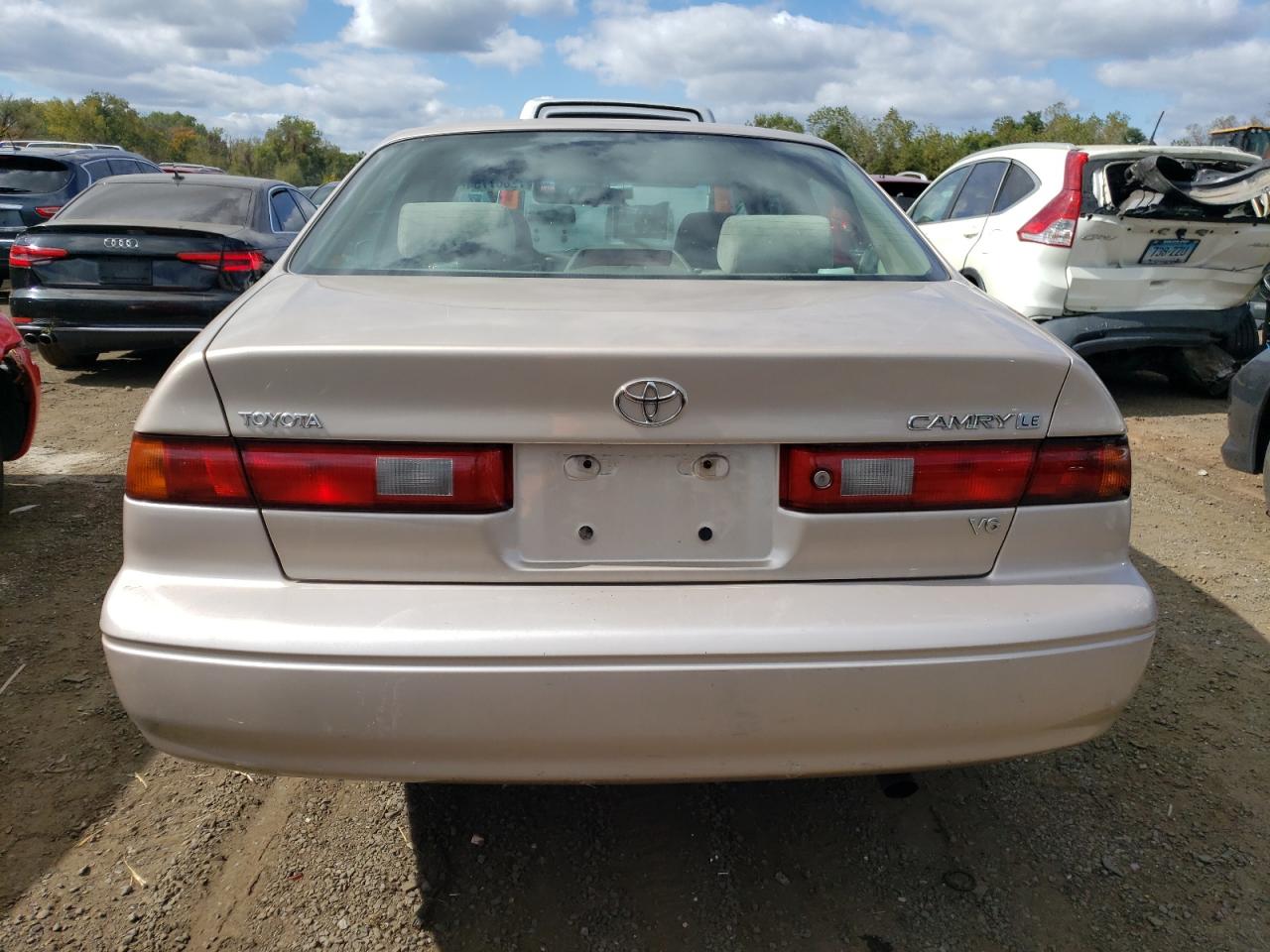 1999 Toyota Camry Le VIN: 4T1BF22K1XU933504 Lot: 72807754