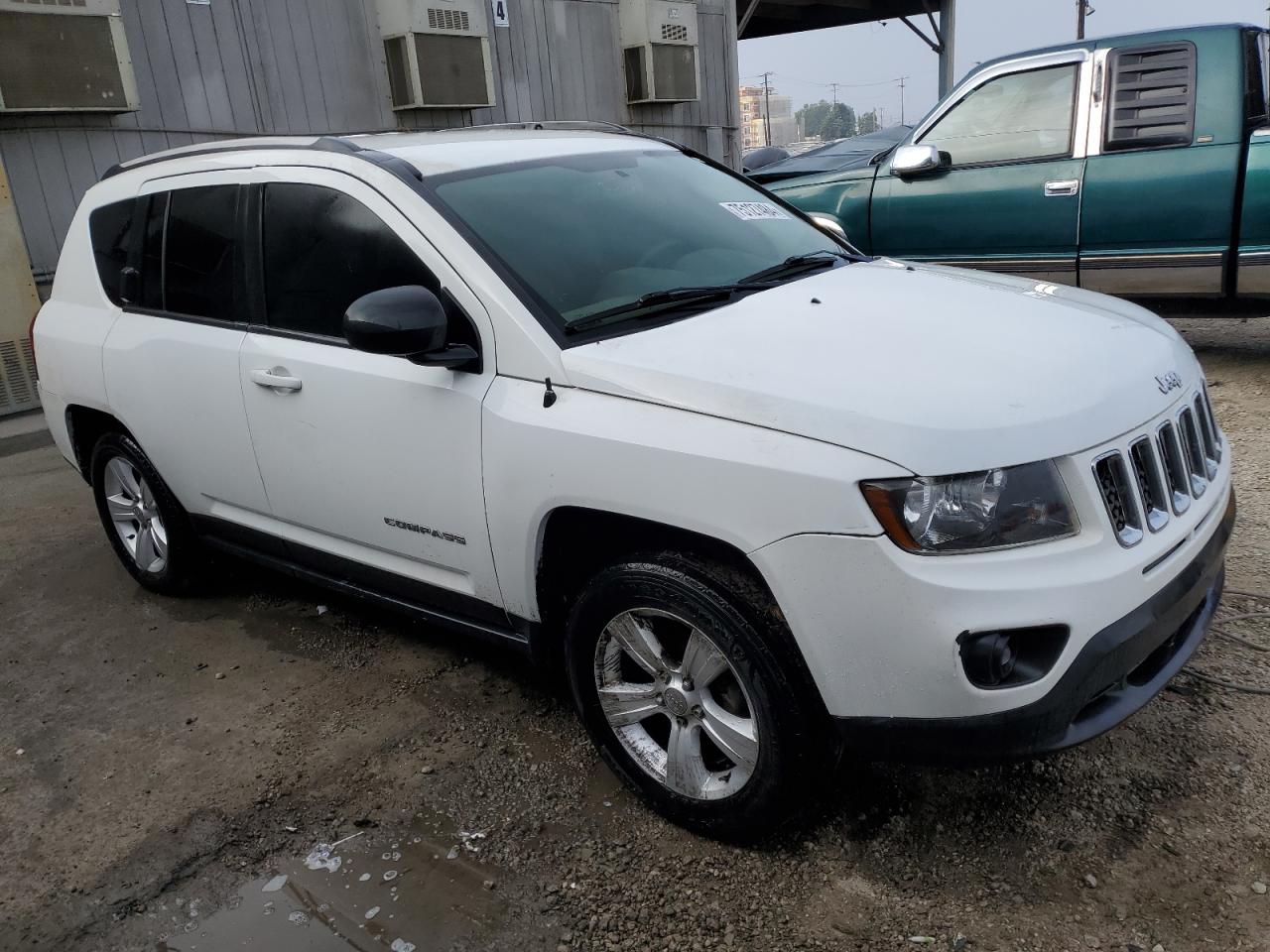 1C4NJDBB6GD520201 2016 Jeep Compass Sport