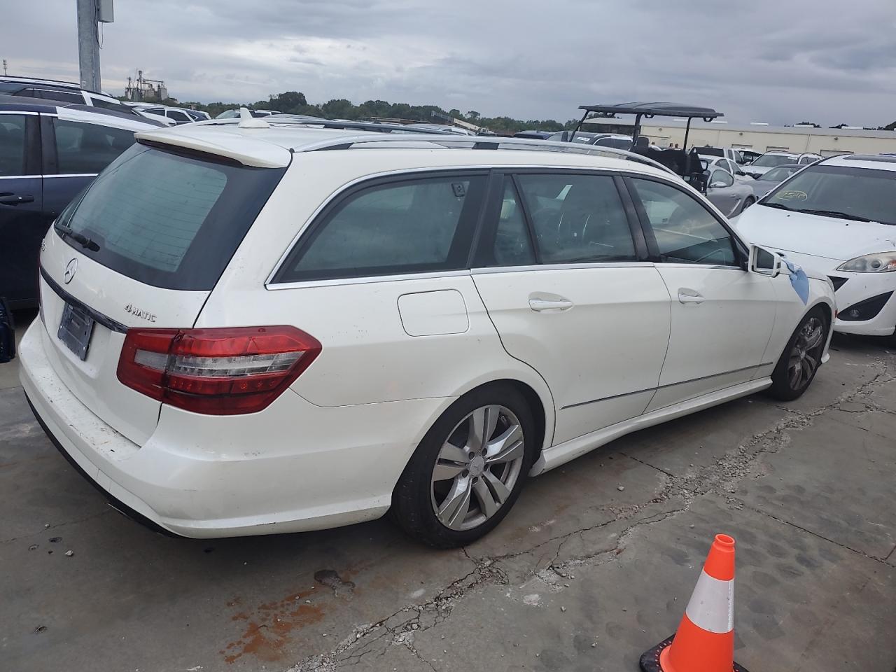 2011 Mercedes-Benz E-klasse - Image 3