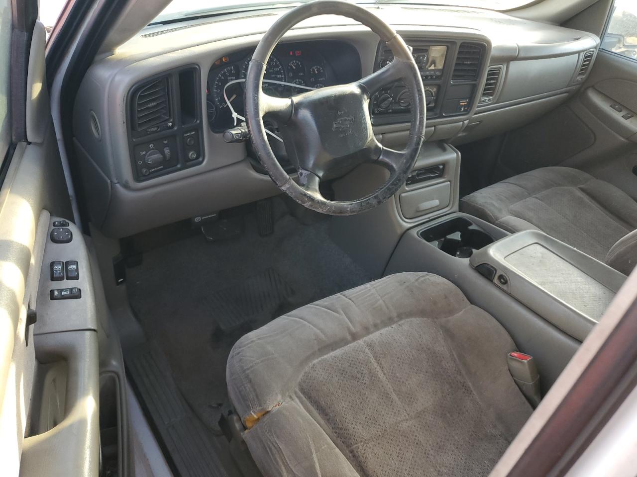 2000 Chevrolet Silverado - Image 8