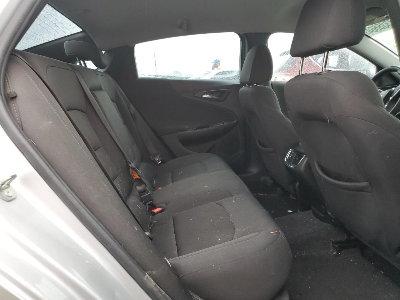 2016 Chevrolet Malibu - Image 10