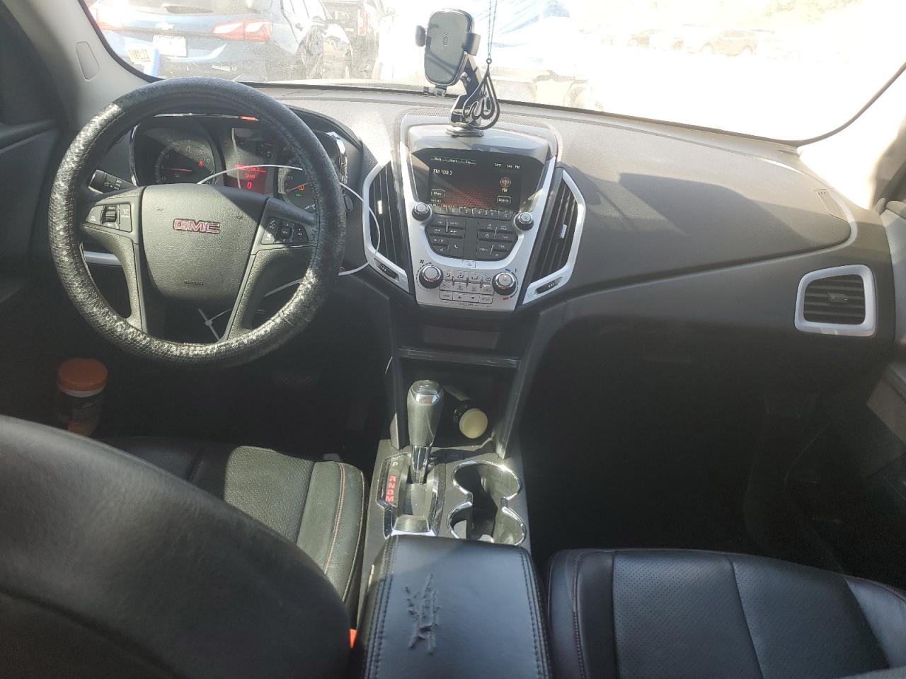 2017 GMC Terrain - Image 8