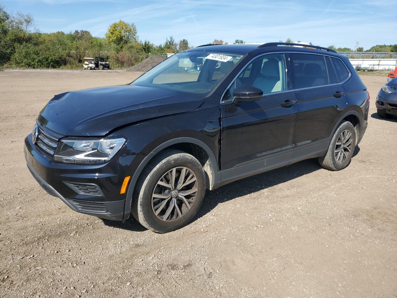 3VV2B7AX1KM157898 2019 VOLKSWAGEN TIGUAN - Image 1