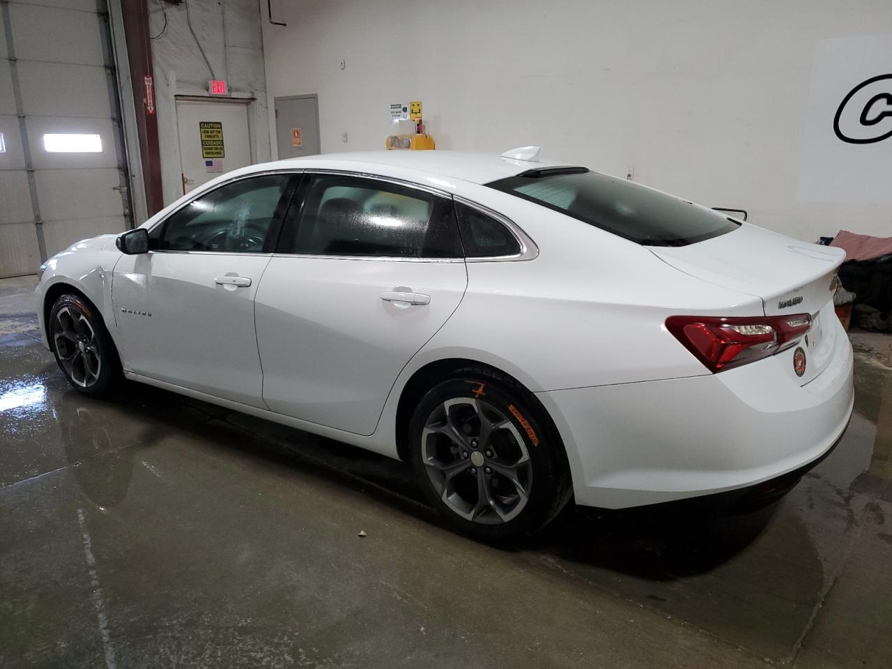 2020 Chevrolet Malibu - Image 2